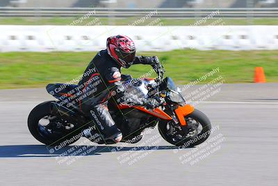 media/Jan-20-2023-Fastrack Riders (Fri) [[f2ad32aba3]]/Level 3/session 3 turn 9/